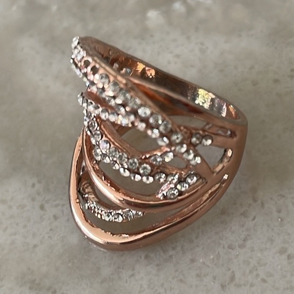 Small bracelet & ring size 6 missing stones gold tone infinity weave vintage - Picture 8 of 10